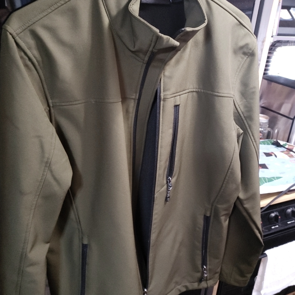 SWISS TECH JACKET